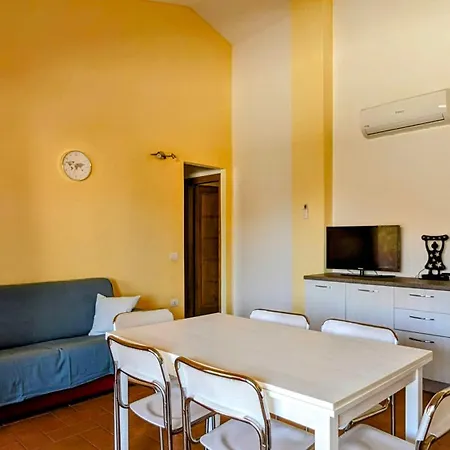 Apartment Con Piscina - Luna Ruja